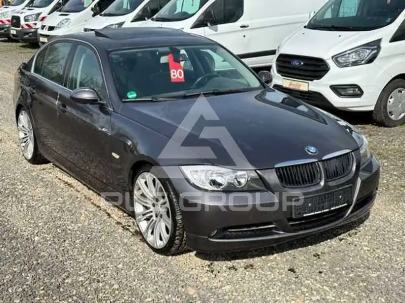 2005 BMW 330