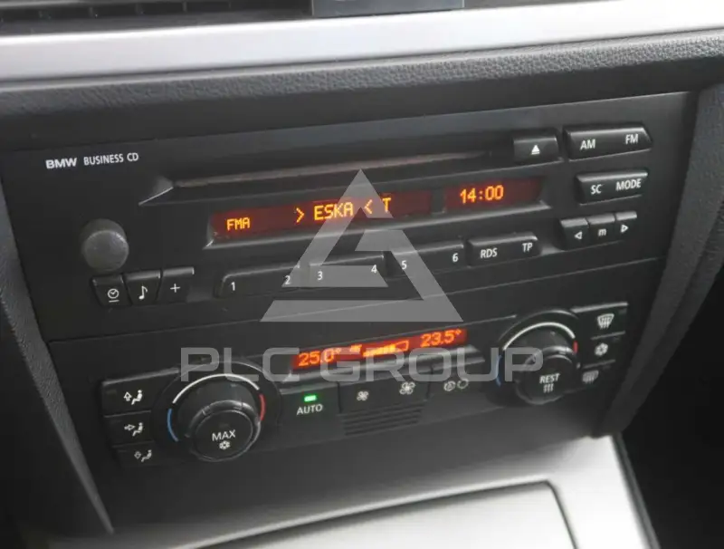 2005 BMW 330
