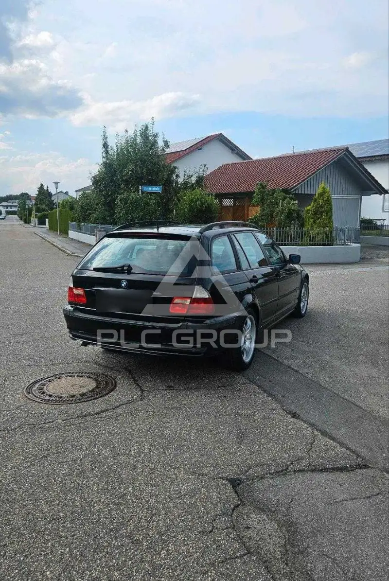 2005 BMW 330