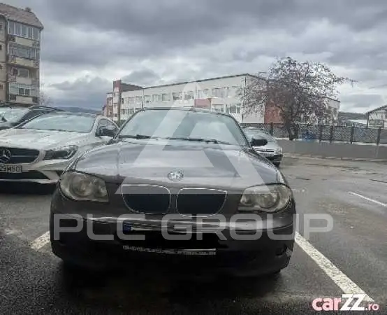 2005 BMW 120