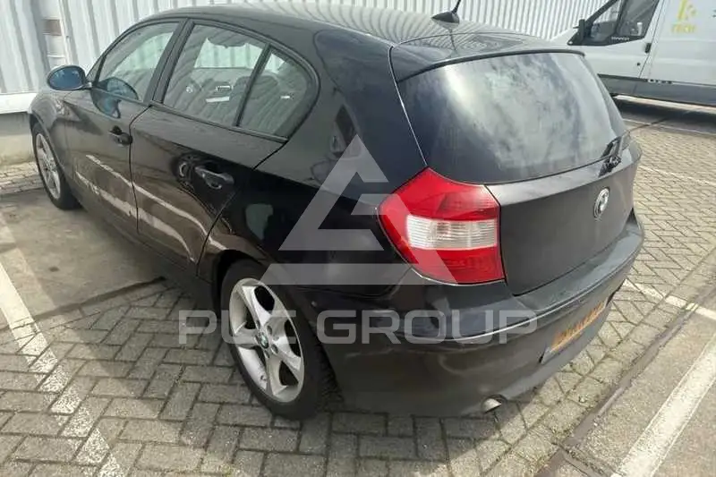 2005 BMW 120