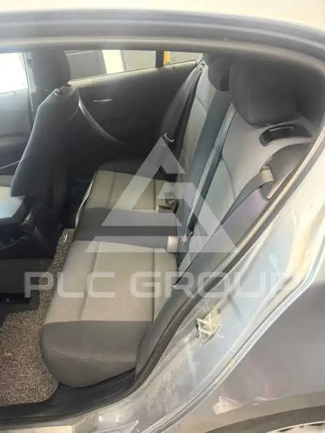2005 BMW 120