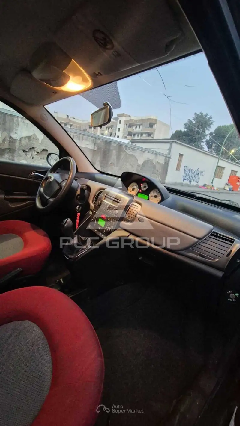 2005 Lancia YPSILON