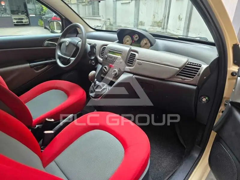 2005 Lancia YPSILON