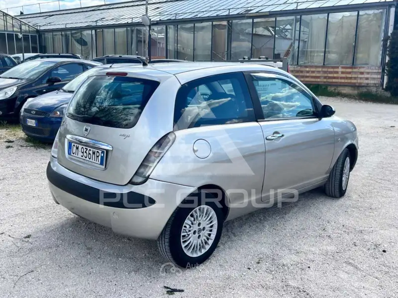 2005 Lancia YPSILON