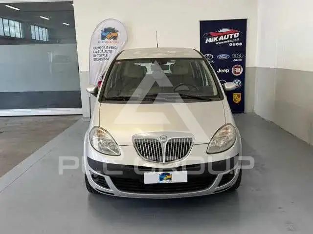 2005 Lancia Musa