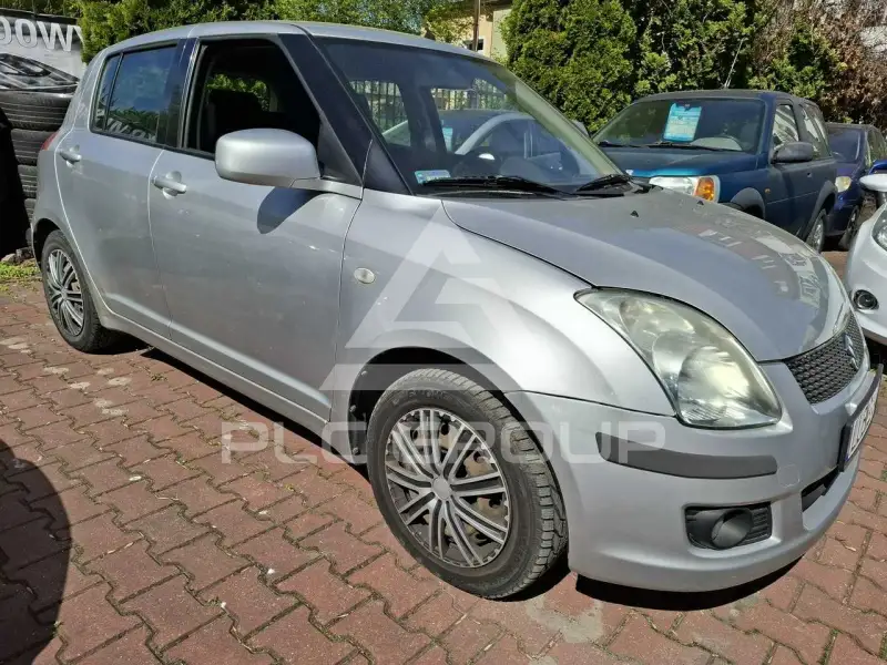 2005 Suzuki SWIFT