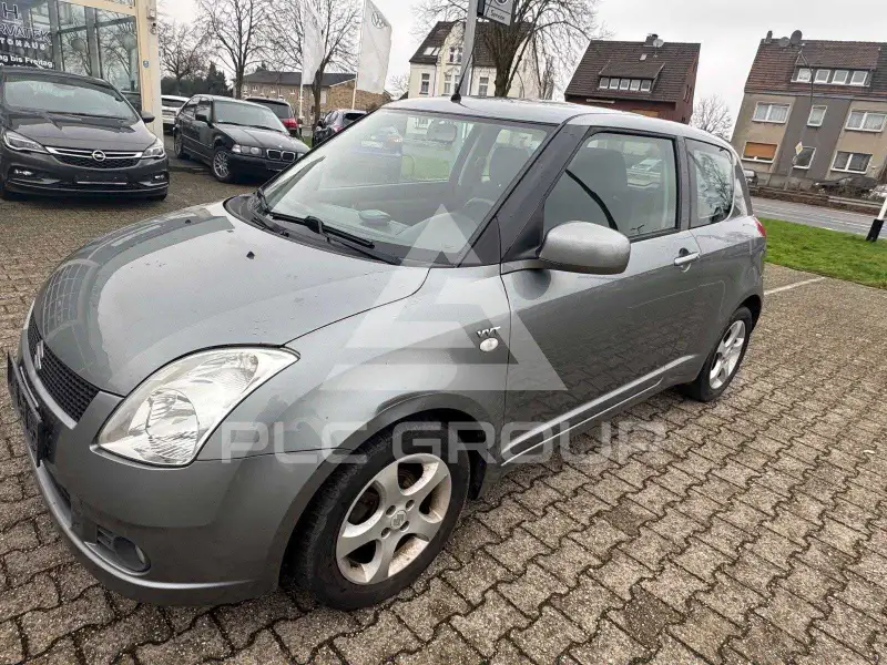 2005 Suzuki SWIFT