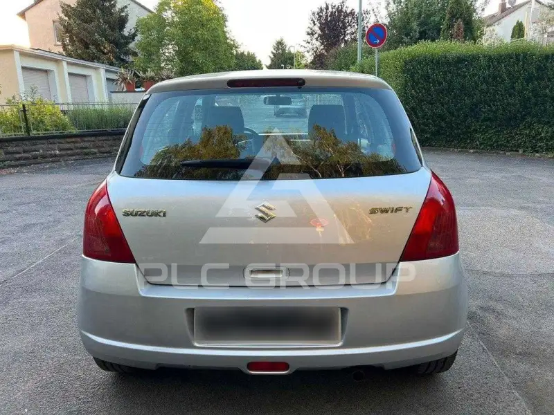 2005 Suzuki SWIFT