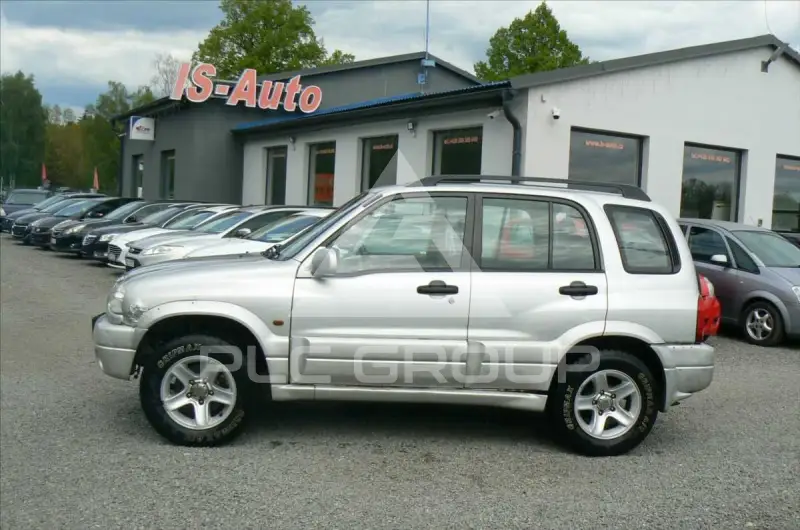 2005 Suzuki Grand Vitara