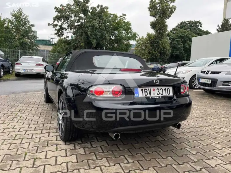 2005 Mazda MX-5