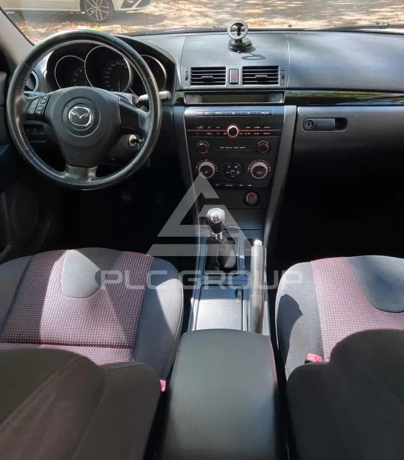 2005 Mazda 3