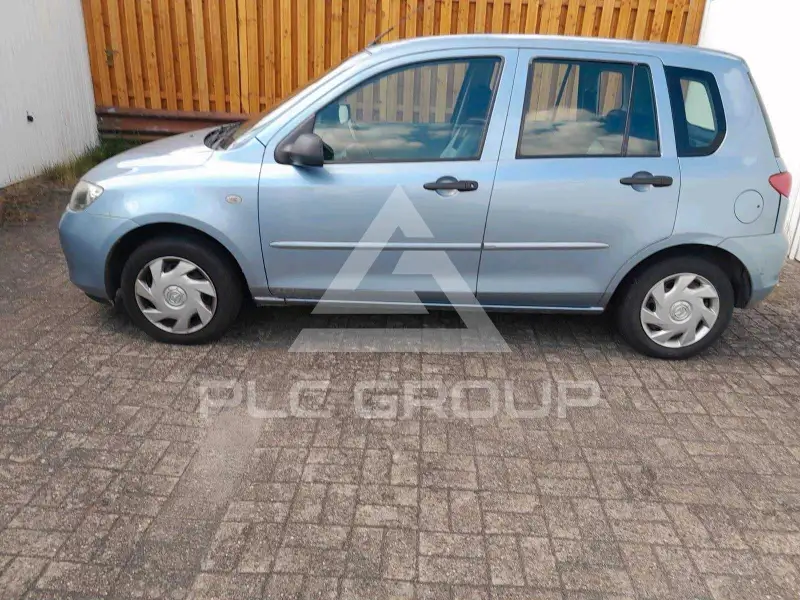 2005 Mazda 2