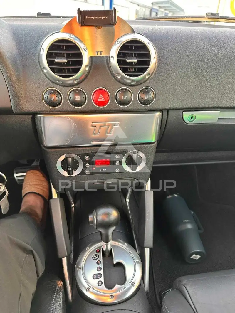 2005 Audi TT