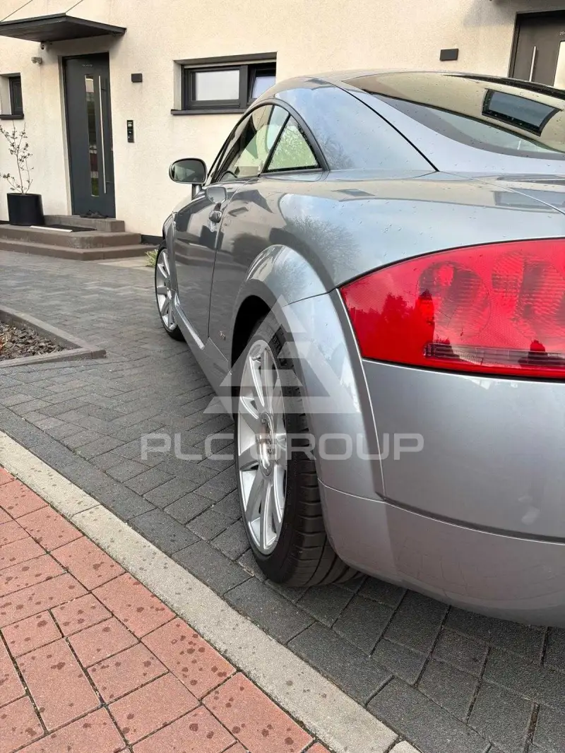 2005 Audi TT