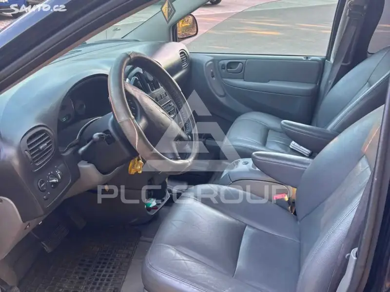 2005 Chrysler TOWN & COUNTRY