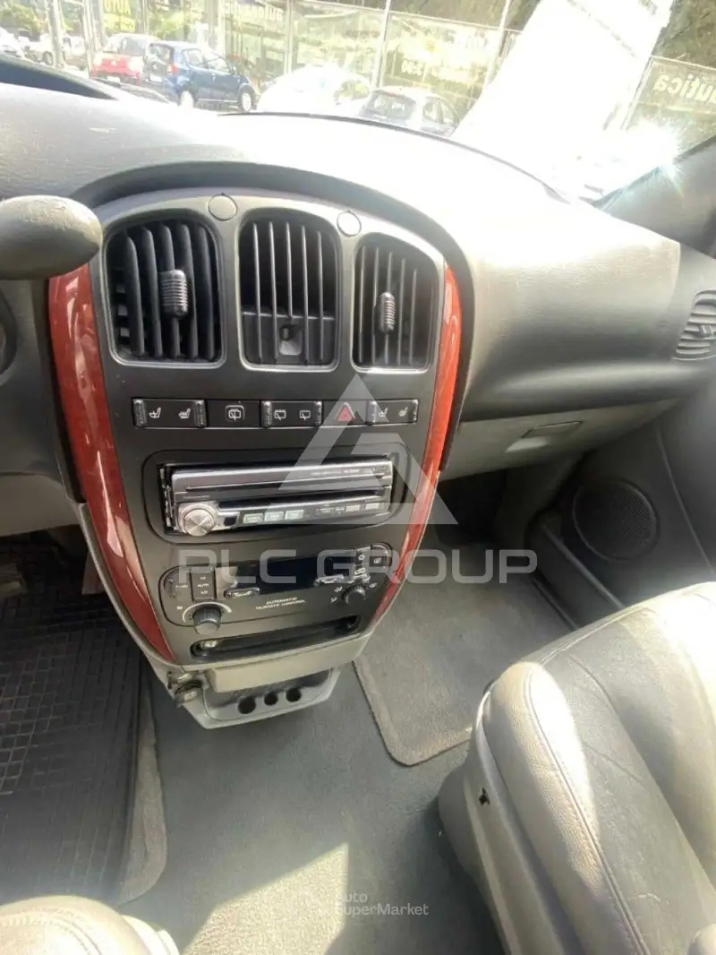 2005 Chrysler VOYAGER