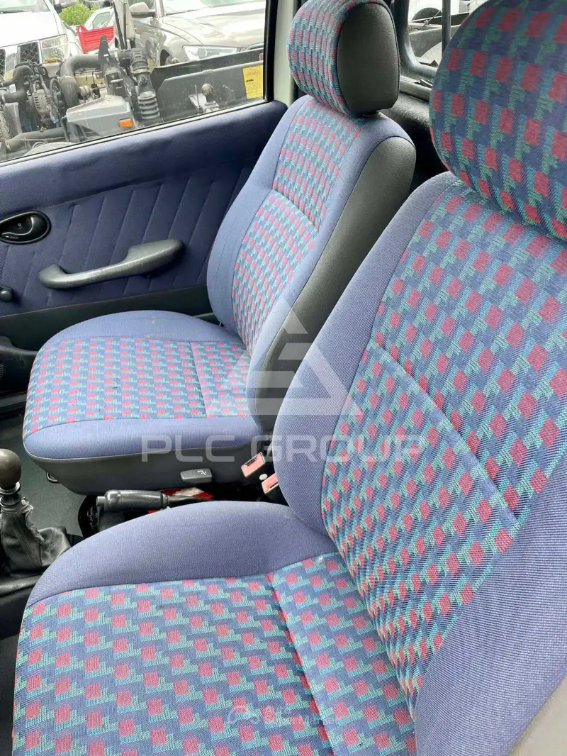 2005 Fiat Strada