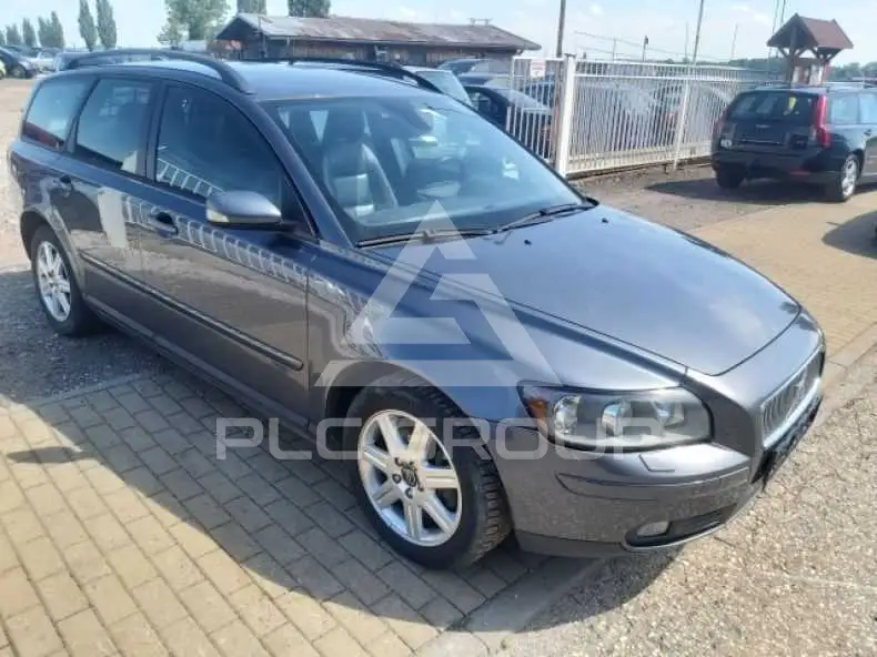 2005 Volvo V50