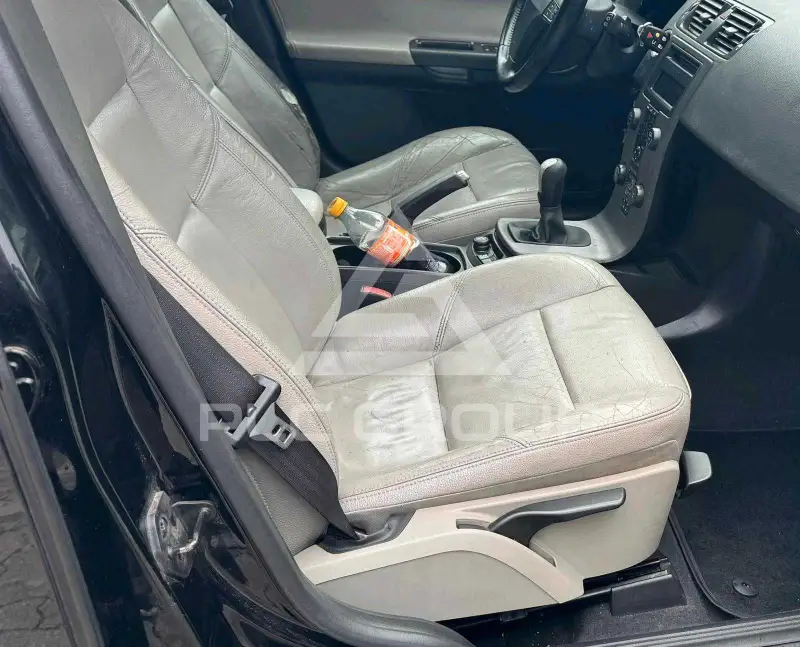 2005 Volvo V50