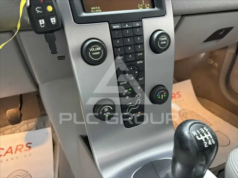 2005 Volvo V50