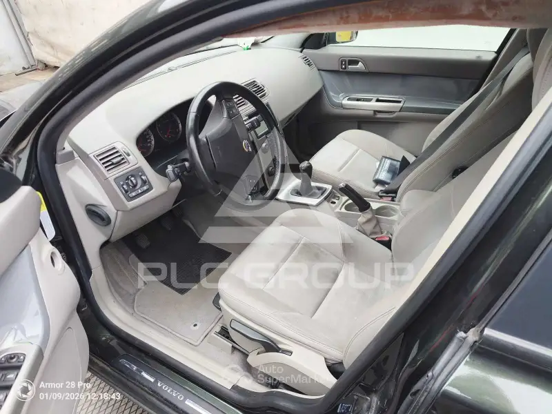 2005 Volvo V50