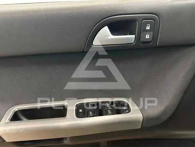 2005 Volvo S40