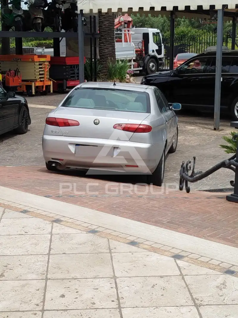 2005 Alfa Romeo 166