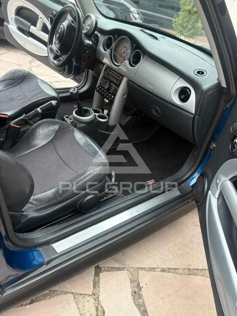 2005 Mini COOPER