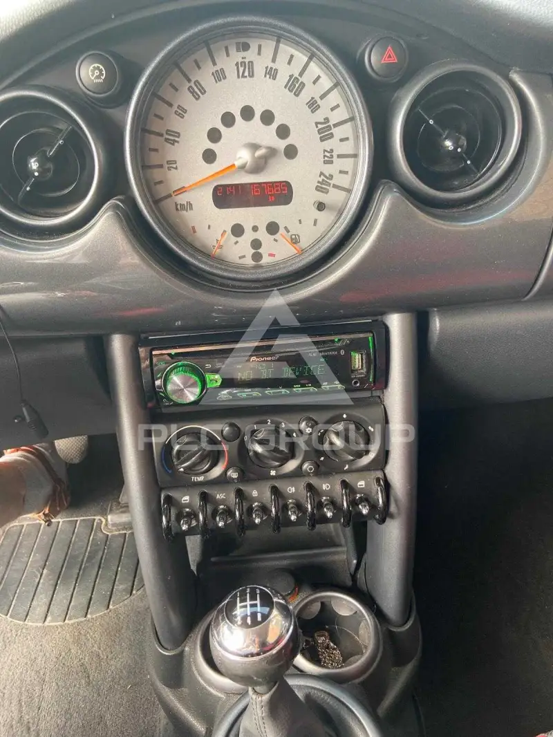 2005 Mini COOPER