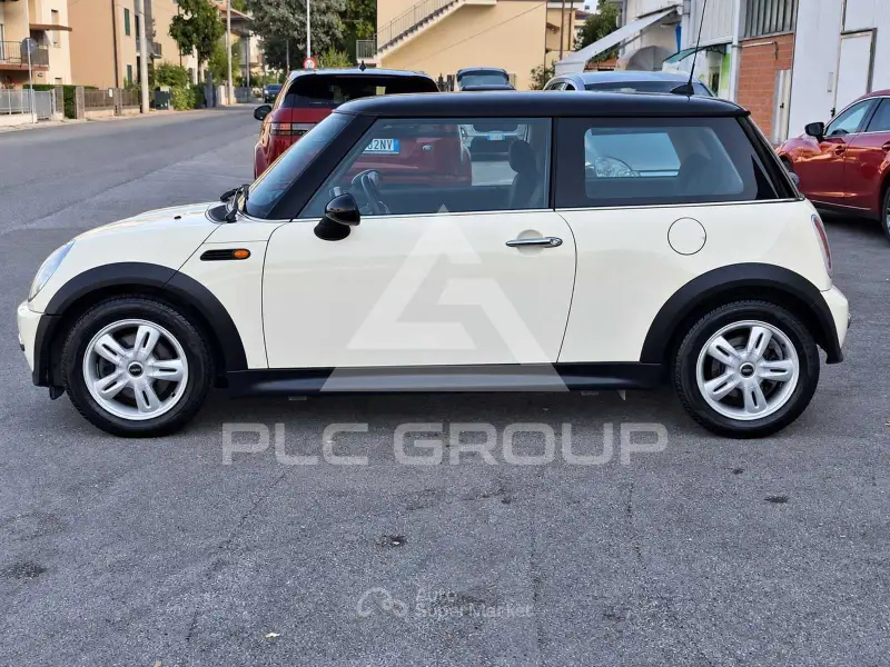 2005 Mini COOPER