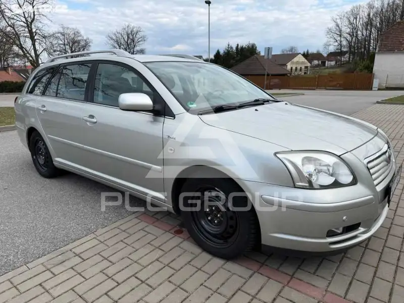 2005 Toyota Avensis