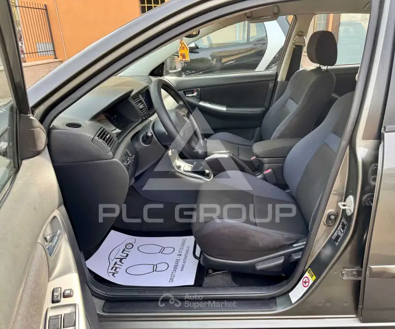 2005 Toyota COROLLA