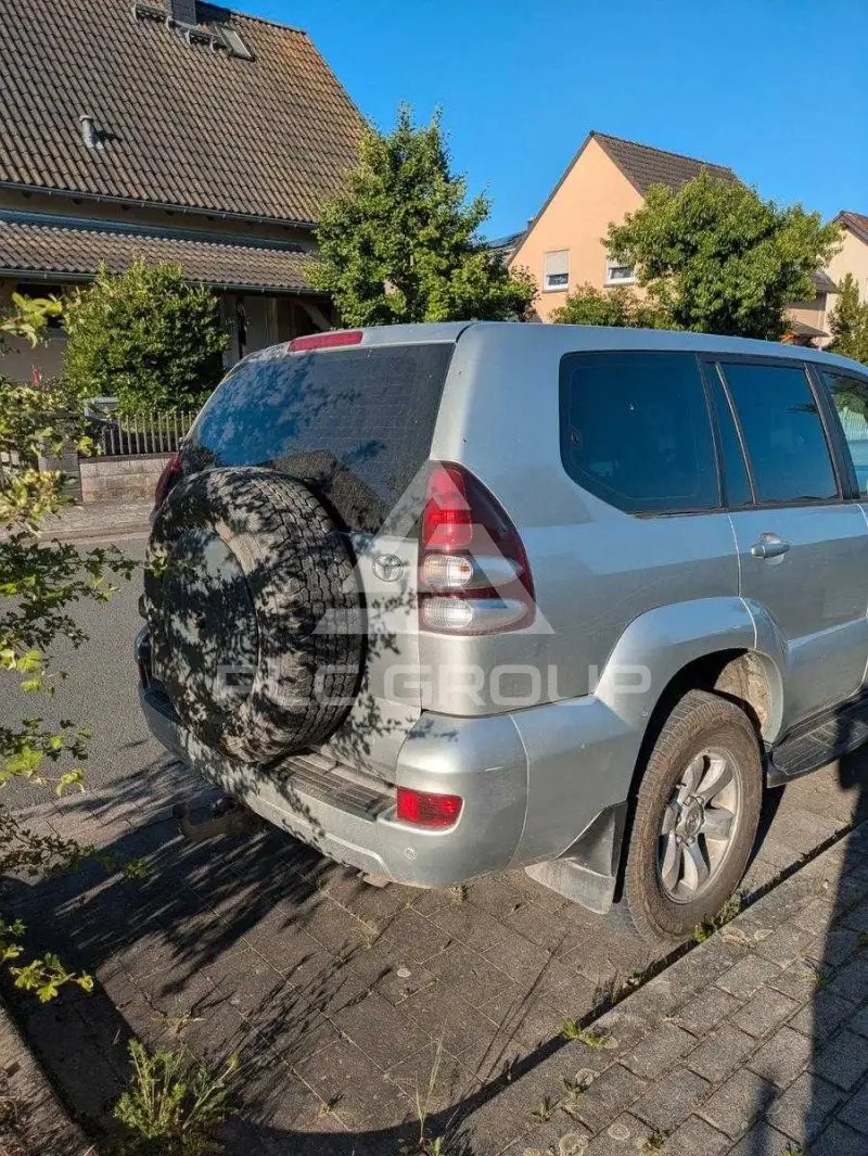 2005 Toyota LAND CRUISER