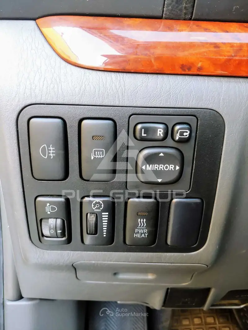2005 Toyota LAND CRUISER