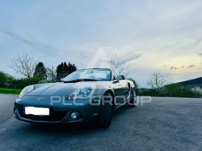 2005 Toyota MR2