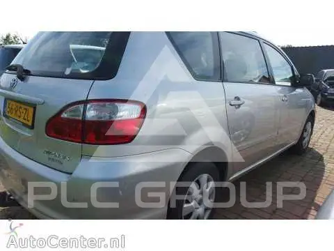 2005 Toyota Avensis