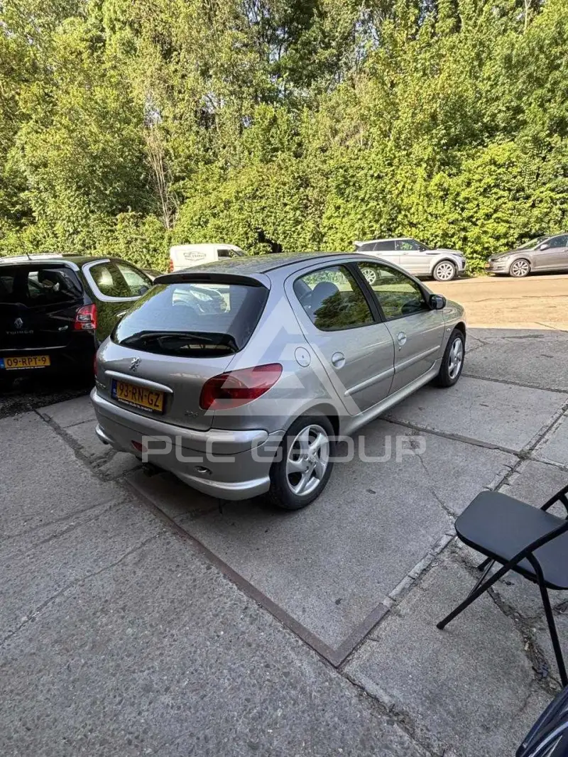 2005 Peugeot 206