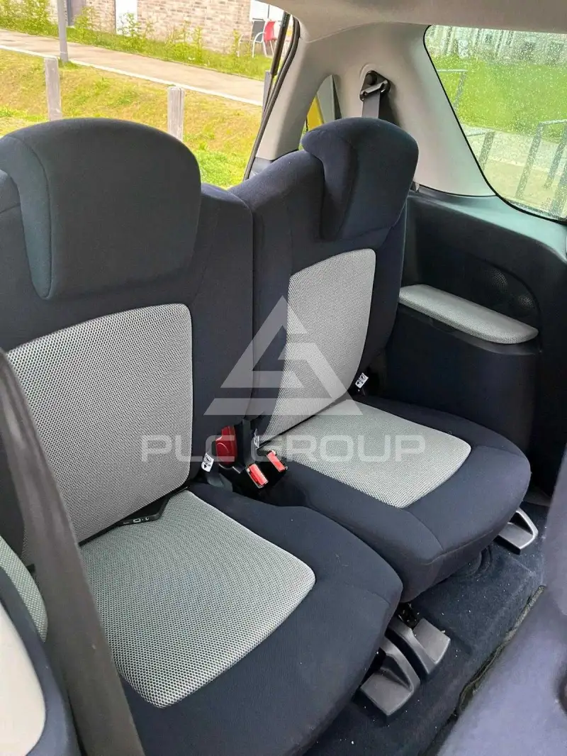 2005 Peugeot 1007