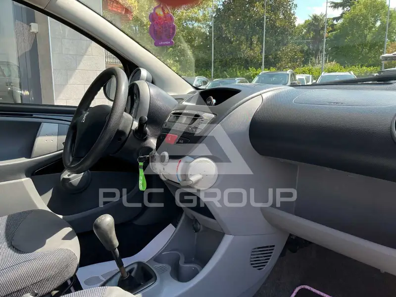 2005 Peugeot 107