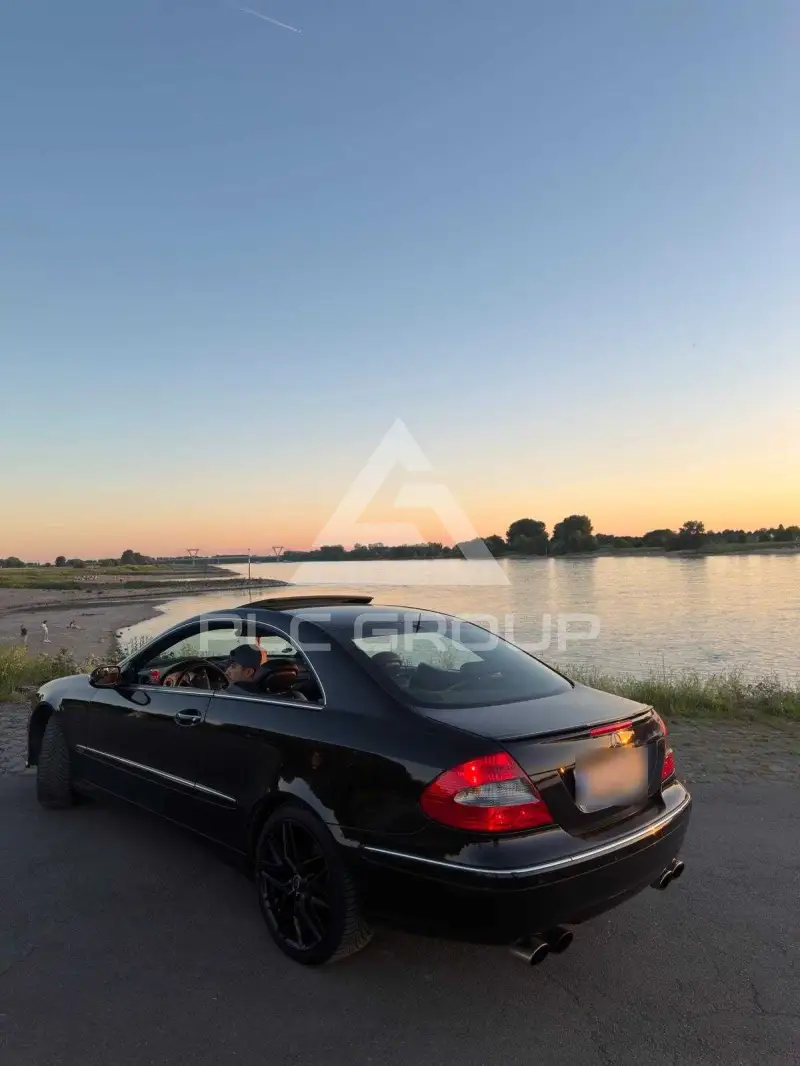 2005 Mercedes Benz CLK