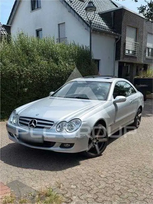 2005 Mercedes Benz CLK