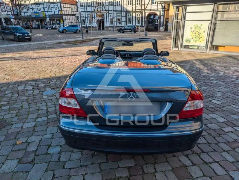 2005 Mercedes Benz CLK