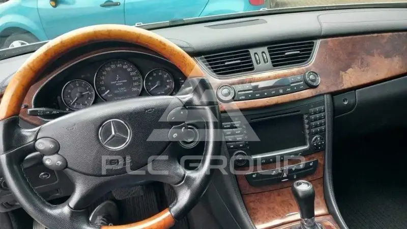 2005 Mercedes Benz 350