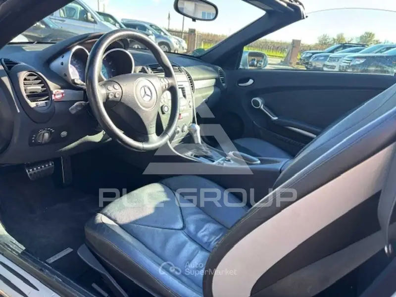 2005 Mercedes Benz SLK-Class