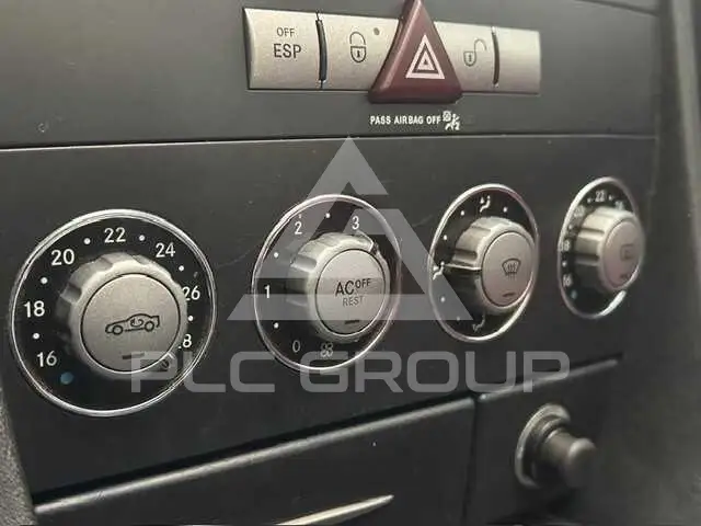 2005 Mercedes Benz SLK-Class