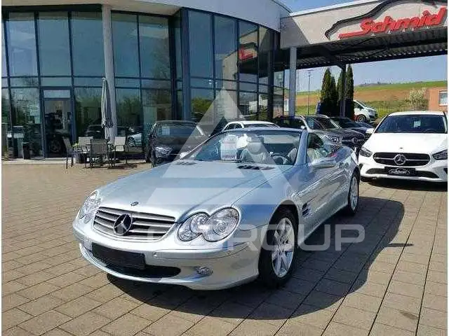 2005 Mercedes Benz SL-Class