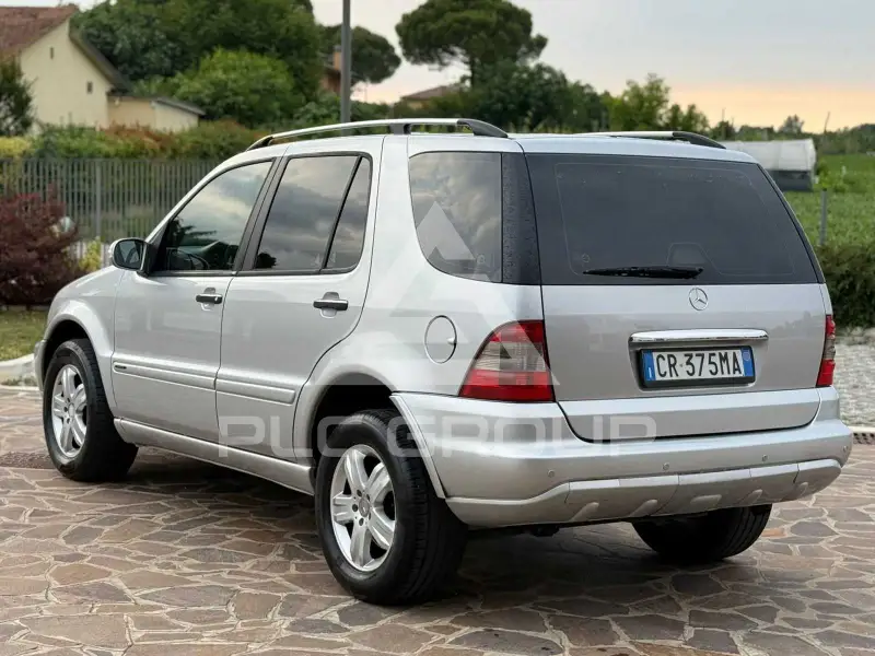 2005 Mercedes Benz ML-Class