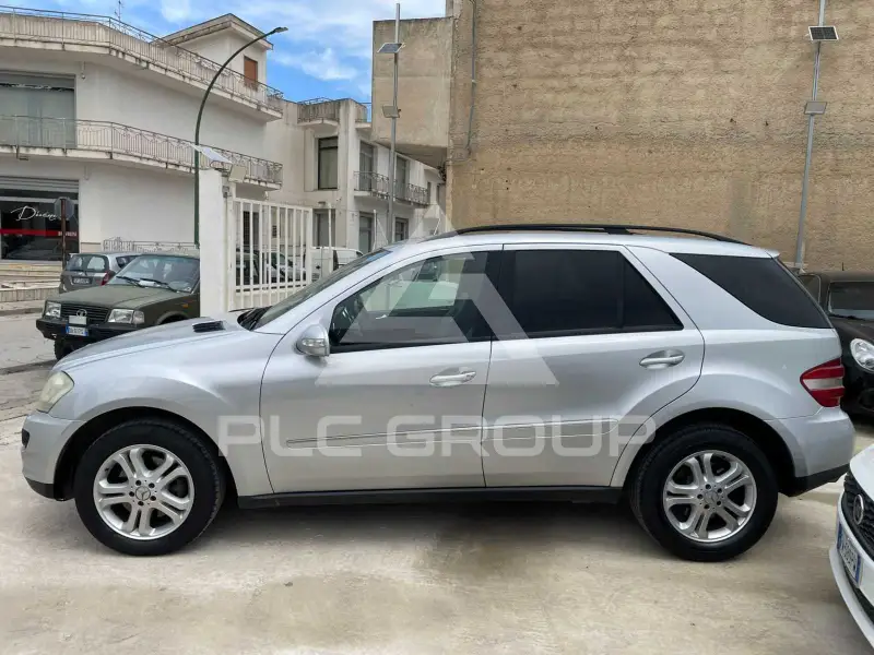 2005 Mercedes Benz ML-Class