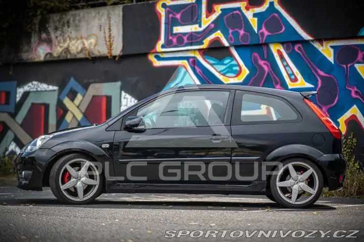 2005 Ford FIESTA